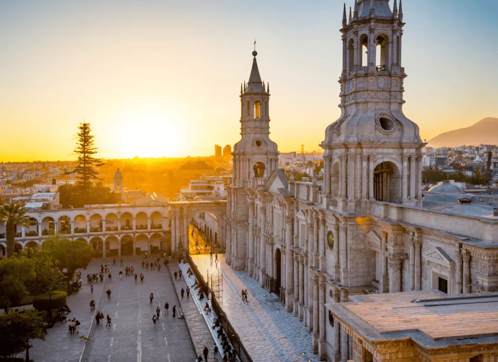 Desde Cusco: Tour en autobús a Arequipa y el Cañón del Colca